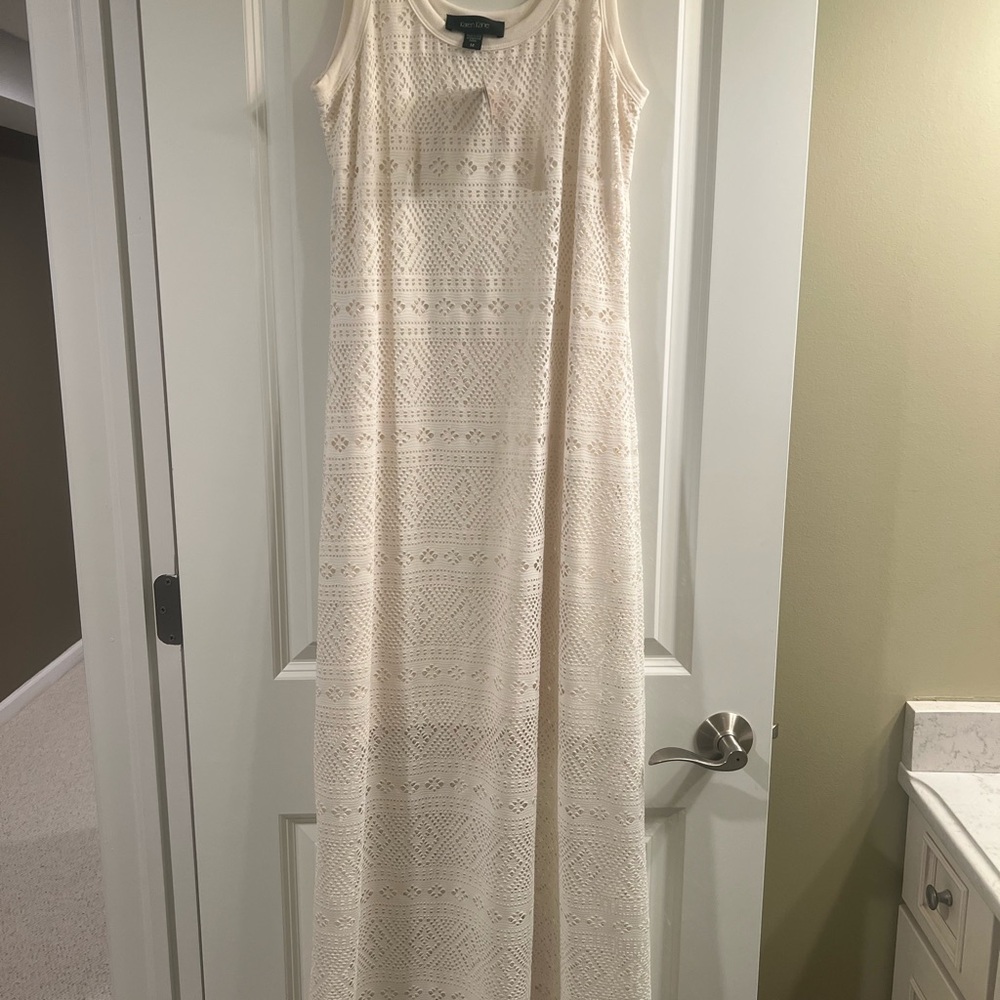 Karen Kane Cream Lace Maxi Dress
